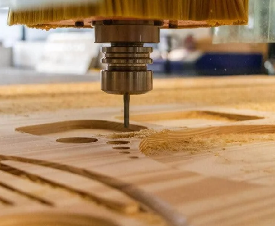 Decoupe CNC a toulouse de pièces en bois pour prototypage et décors